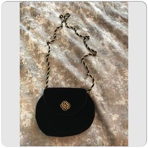 Vintage Velvet Black & Gold Shoulder Bag